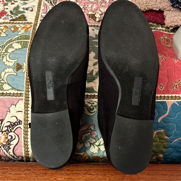 New Directions Black Suede side-zip low-heel Booties - Picture 5 of 5